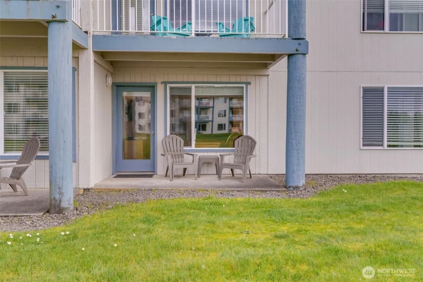 Property photo for 210 26th Street Nw #207-8, Long Beach photo 23