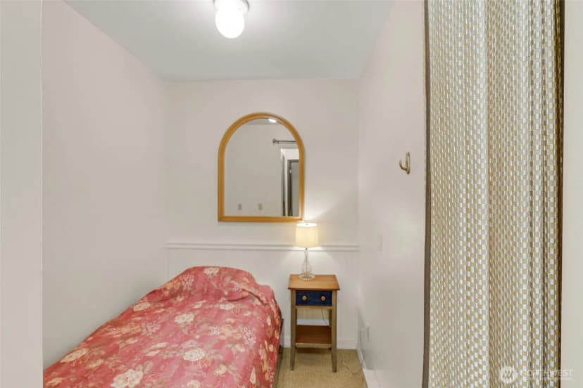 Property photo for 210 26th Street Nw #207-8, Long Beach photo 18