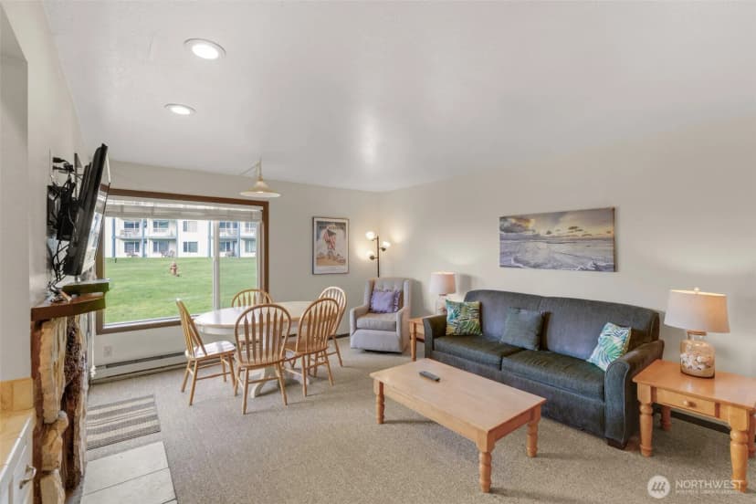 Property photo for 210 26th Street Nw #207-8, Long Beach photo 10