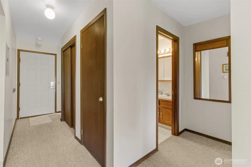 Property photo for 210 26th Street Nw #207-8, Long Beach photo 14