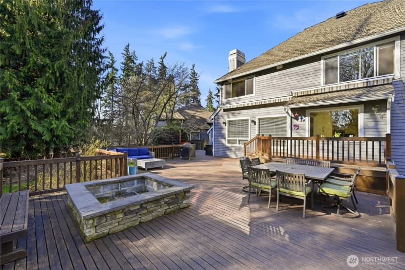 Property photo for 9604 215th Avenue Ne, Redmond photo 30
