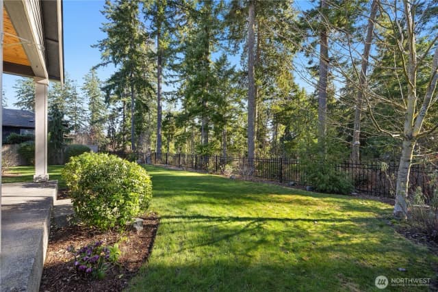 Property photo for 9344 Cedarbough Court Ne, Lacey photo 3