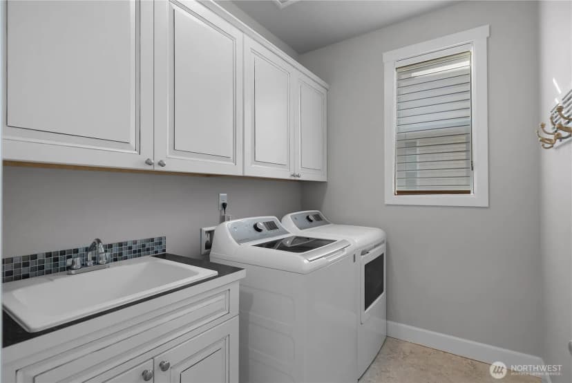 Property photo for 9344 Cedarbough Court Ne, Lacey photo 16