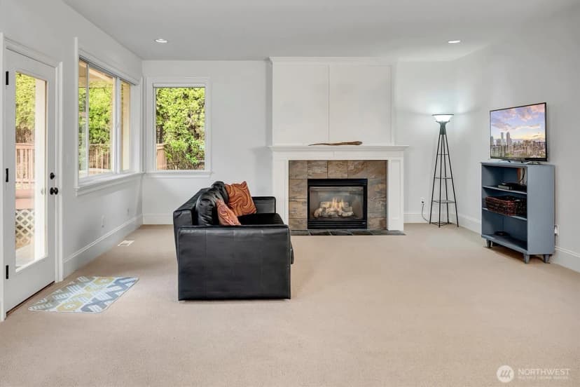 Property photo for 1628 154th Avenue Se, Bellevue photo 13