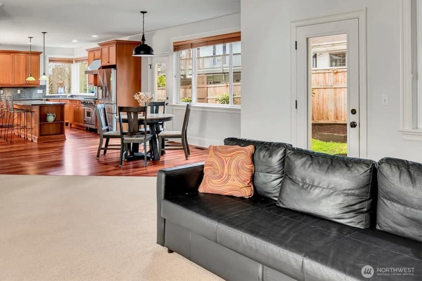 Property photo for 1628 154th Avenue Se, Bellevue photo 16