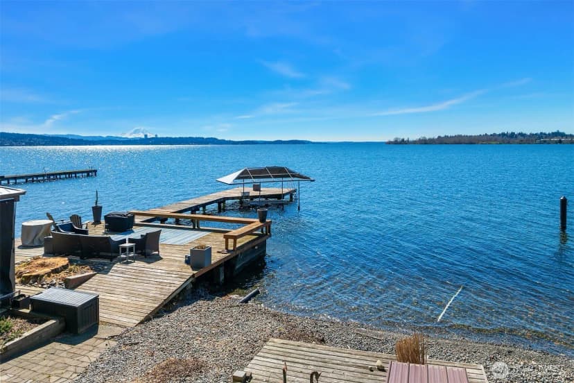 Property photo for 7615 Ne Champagne Point Place, Kirkland
