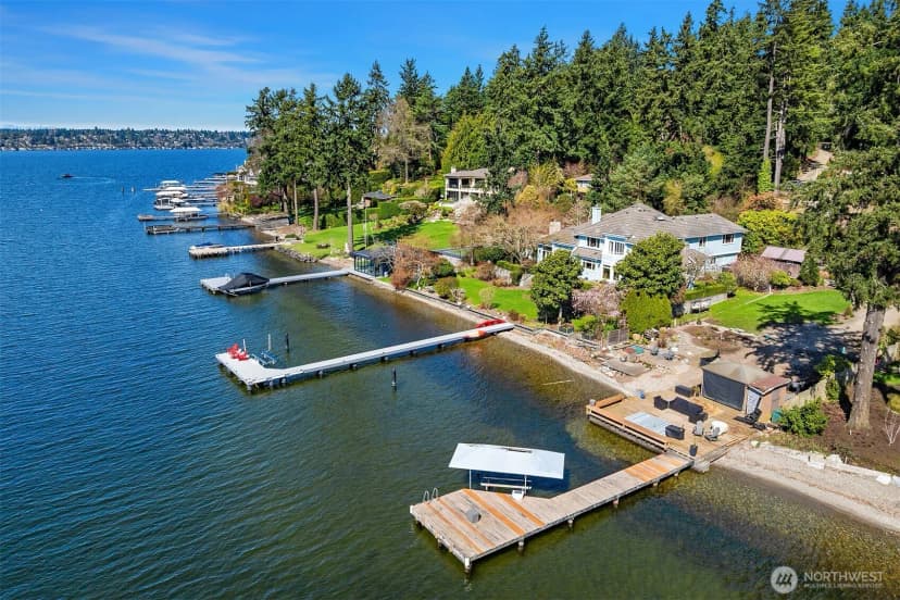 Property photo for 7615 Ne Champagne Point Place, Kirkland photo 20
