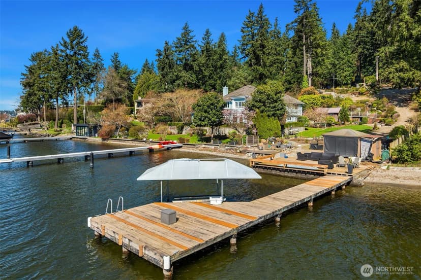 Property photo for 7615 Ne Champagne Point Place, Kirkland photo 4