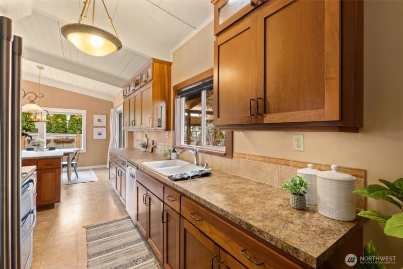 Property photo for 18820 48th Avenue W, Lynnwood photo 13