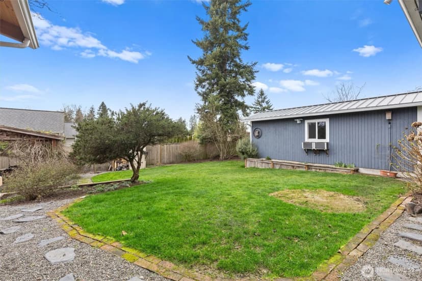 Property photo for 18820 48th Avenue W, Lynnwood photo 32