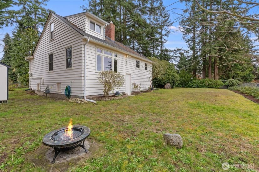 Property photo for 21522 92nd Avenue W, Edmonds photo 31