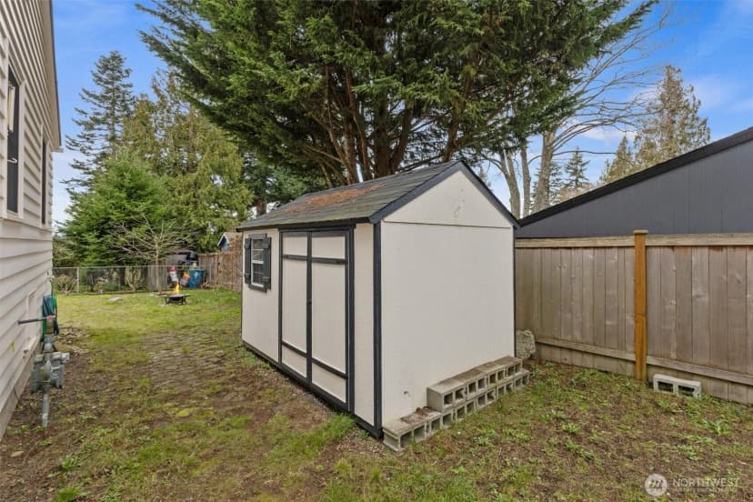 Property photo for 21522 92nd Avenue W, Edmonds photo 33