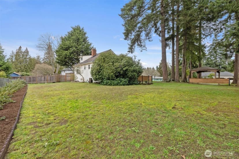 Property photo for 21522 92nd Avenue W, Edmonds photo 35