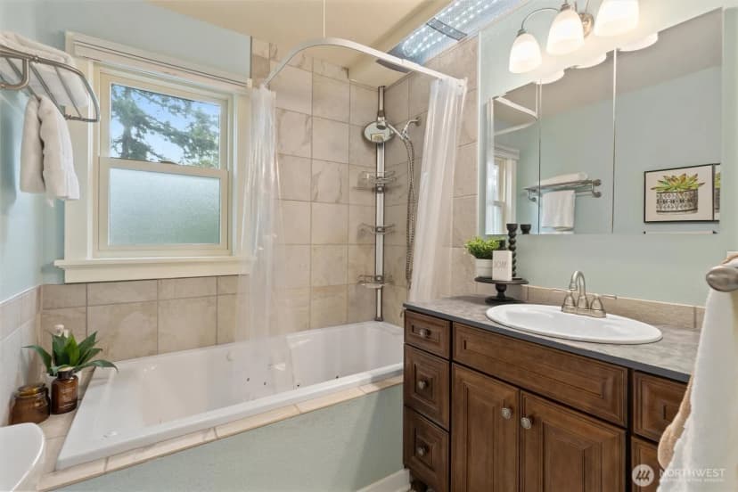 Property photo for 21522 92nd Avenue W, Edmonds photo 19