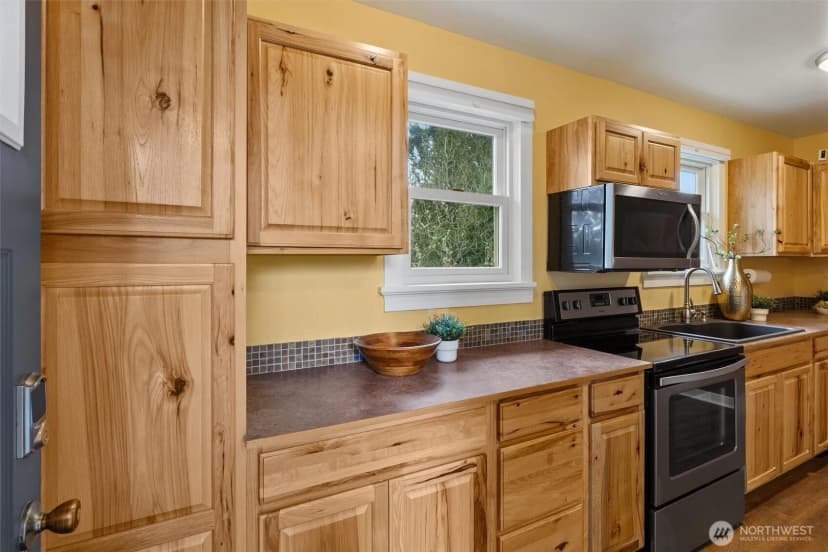 Property photo for 21522 92nd Avenue W, Edmonds photo 13