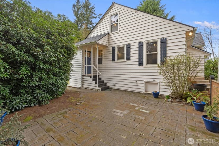 Property photo for 21522 92nd Avenue W, Edmonds photo 29