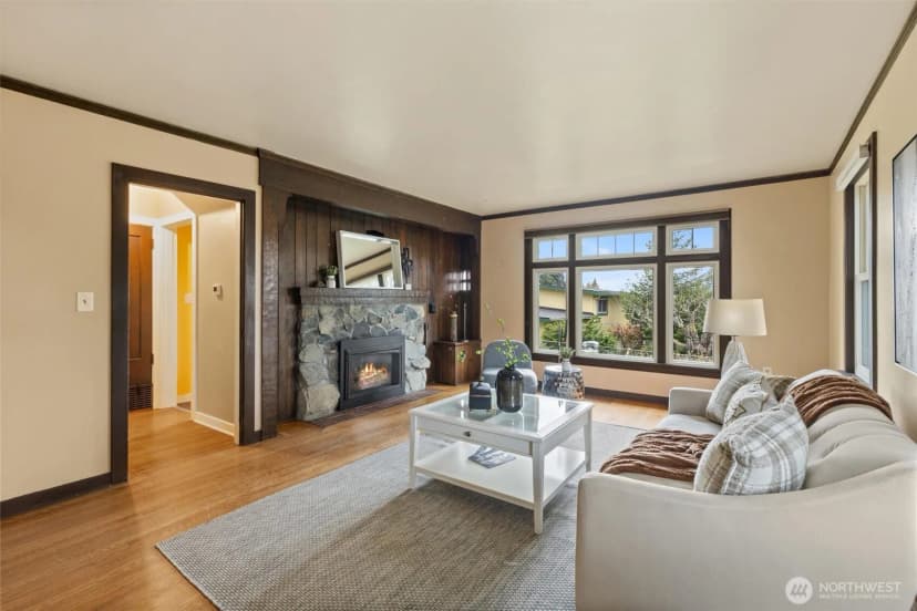 Property photo for 21522 92nd Avenue W, Edmonds photo 8