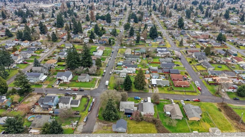 Property photo for 1908 S 43rd Street, Tacoma photo 24