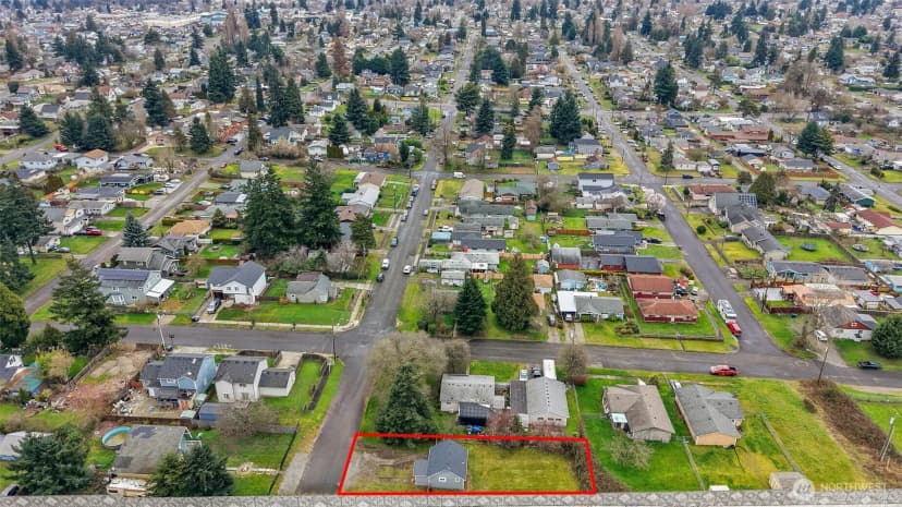 Property photo for 1908 S 43rd Street, Tacoma photo 25