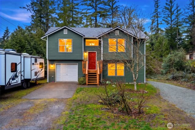 Property photo for 44525 Pine Road, Gold Bar photo 2