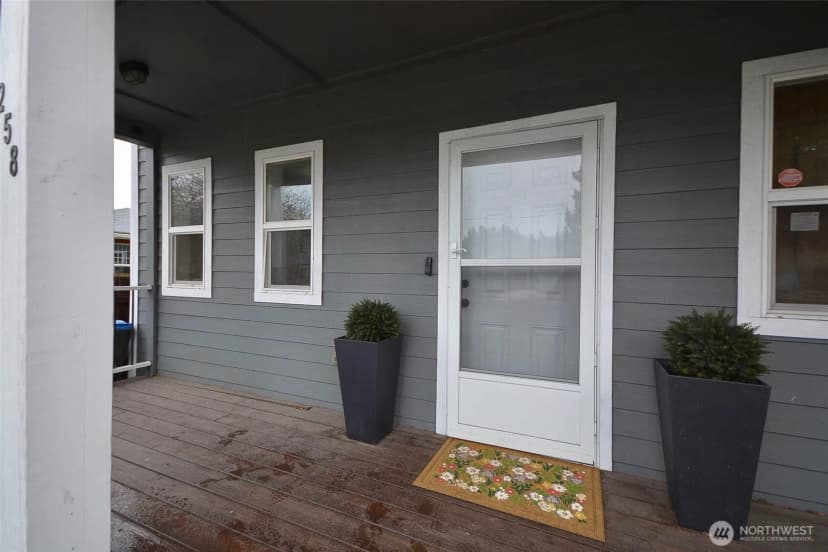 Property photo for 258 Wichman Street S, Tenino photo 3