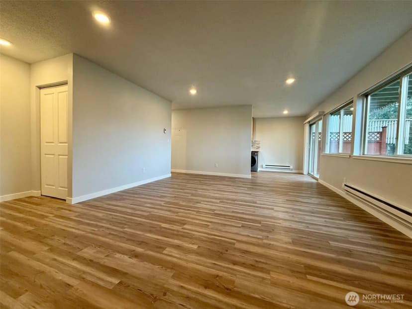 Property photo for 9623 S 248th #b11, Kent photo 2