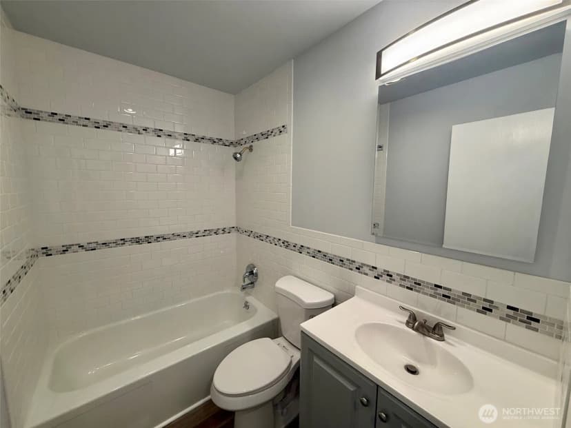 Property photo for 9623 S 248th #b11, Kent photo 8