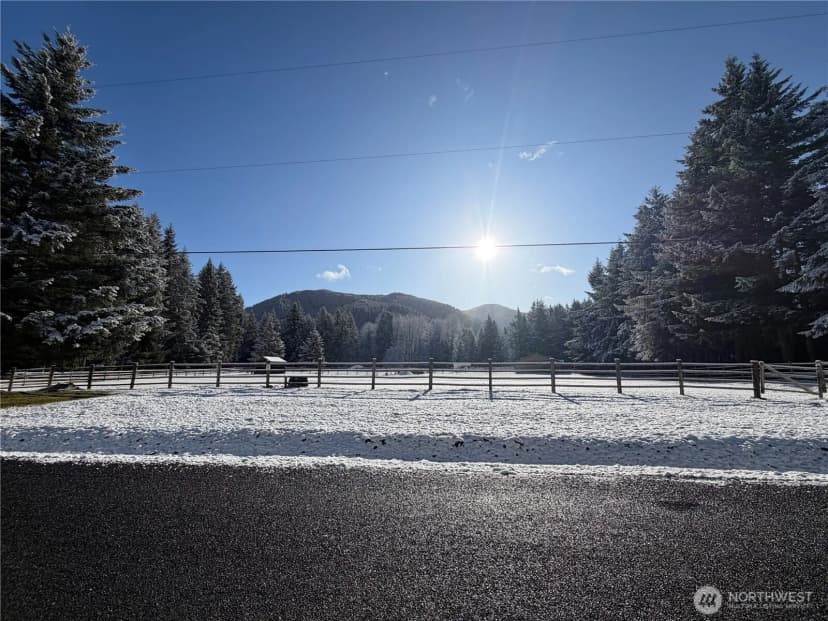 Property photo for 16221 Birch Way E, Greenwater photo 28