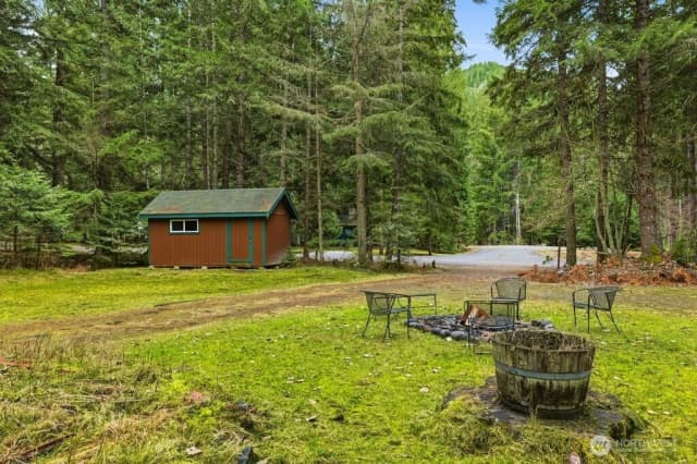 Property photo for 16221 Birch Way E, Greenwater photo 3