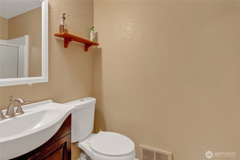 Property photo for 9310 Pinedrop Drive Se, Olympia photo 15
