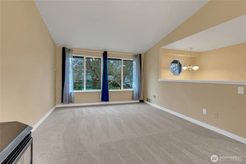 Property photo for 9310 Pinedrop Drive Se, Olympia photo 3