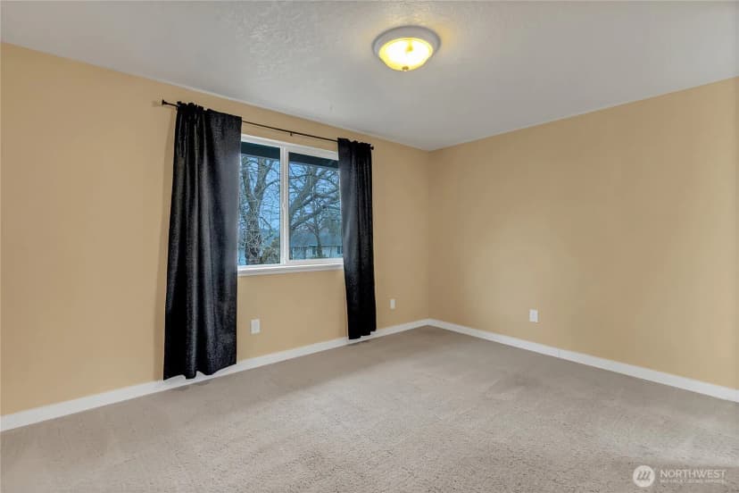 Property photo for 9310 Pinedrop Drive Se, Olympia photo 11