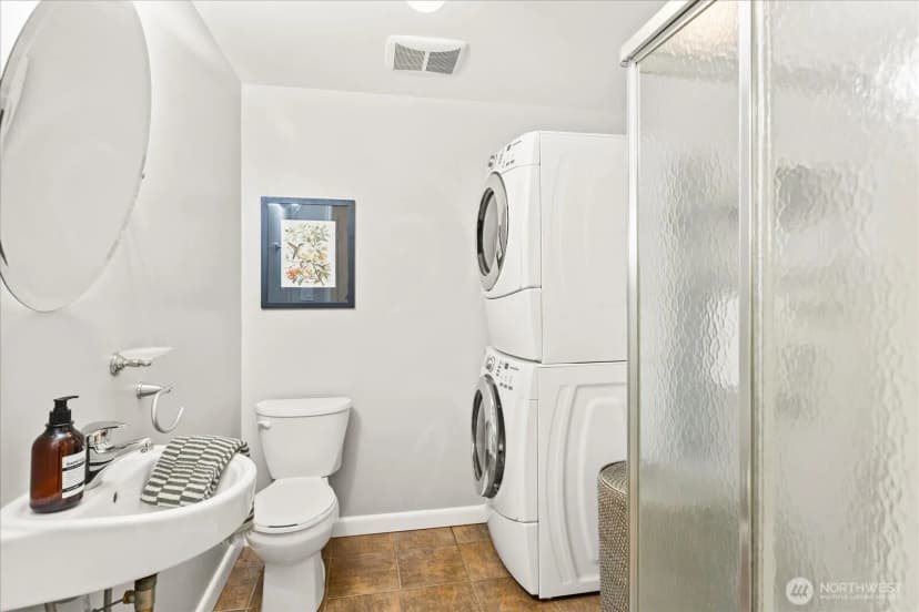 Property photo for 11513 Palatine Avenue N, Seattle photo 22