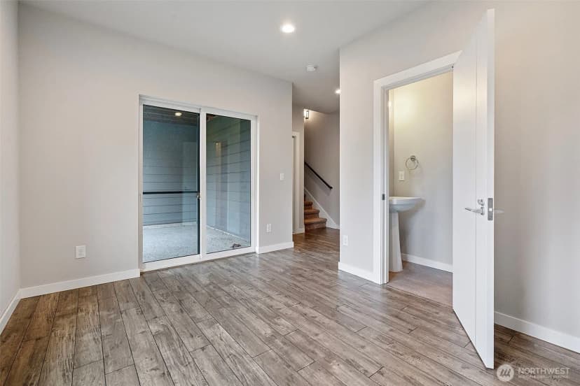 Property photo for 5104 53rd Avenue W, University Place photo 18