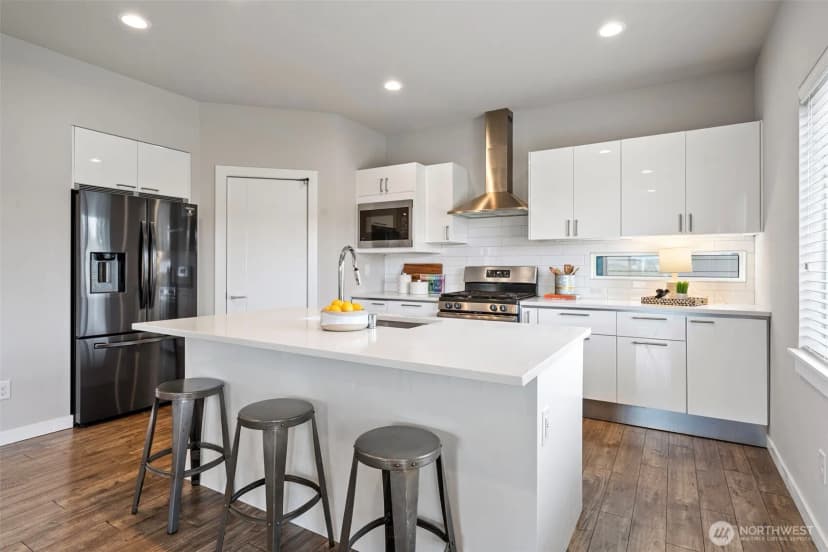 Property photo for 5104 53rd Avenue W, University Place photo 6