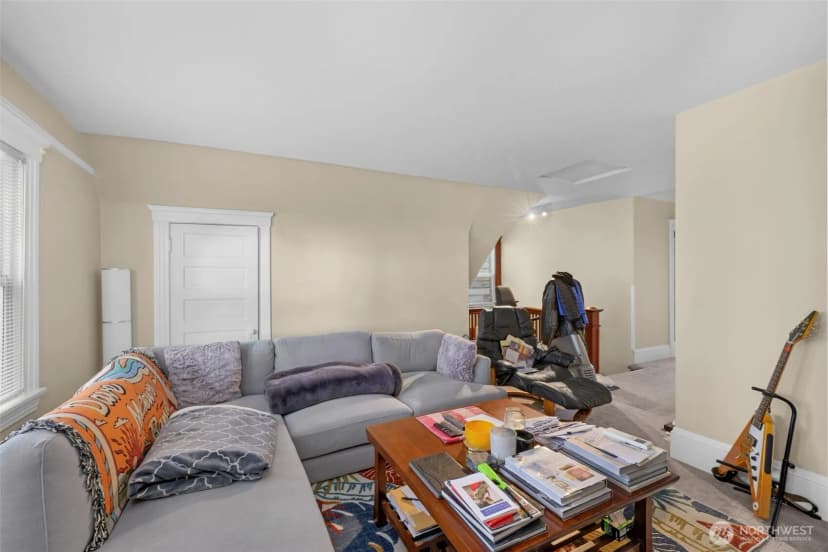 Property photo for 708 Warren Avenue N, Seattle photo 23