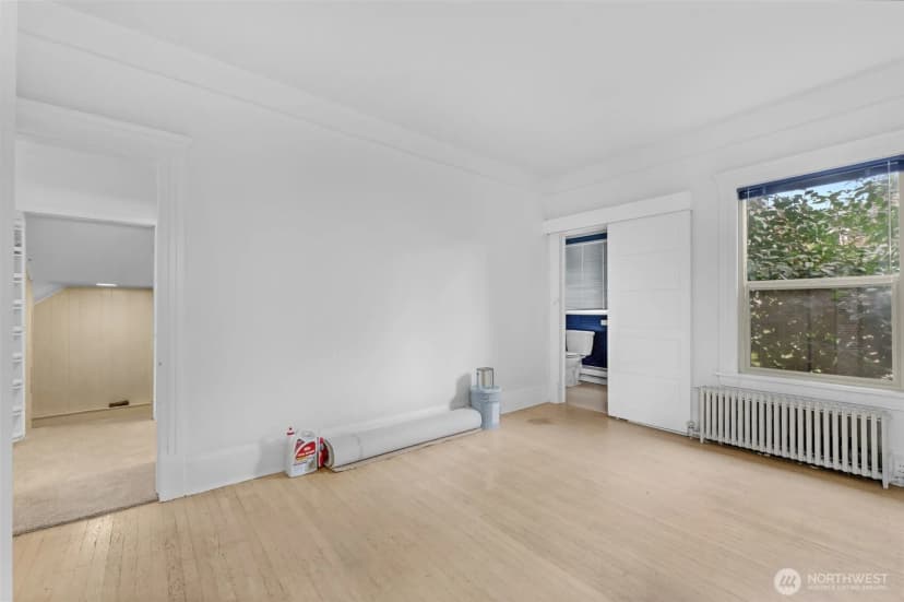 Property photo for 708 Warren Avenue N, Seattle photo 12