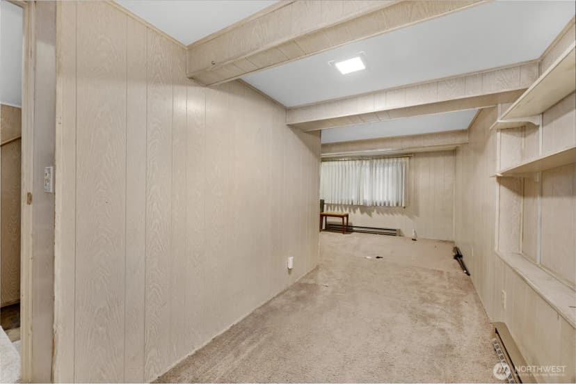 Property photo for 708 Warren Avenue N, Seattle photo 17