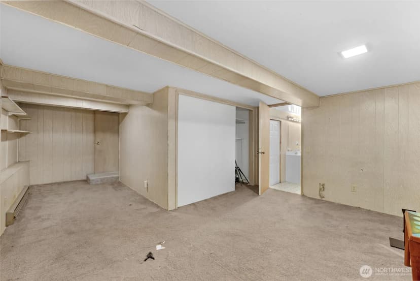 Property photo for 708 Warren Avenue N, Seattle photo 19