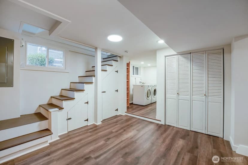 Property photo for 2830 33rd Avenue S, Seattle photo 21