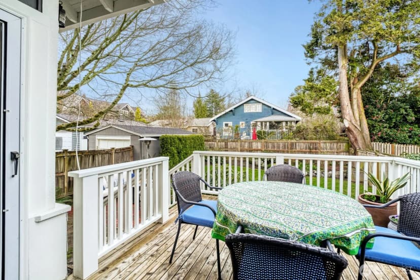 Property photo for 2830 33rd Avenue S, Seattle photo 26