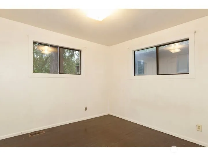 Property photo for 14044 Lenora Place N, Seattle photo 21