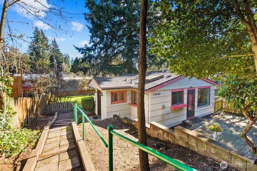 Property photo for 14044 Lenora Place N, Seattle photo 25