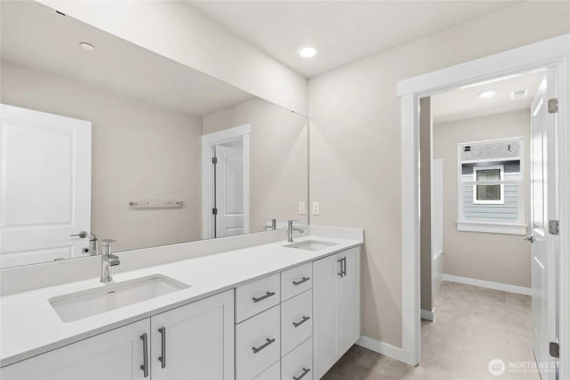 Property photo for 10538 135th Place Se #31, Kirkland photo 26