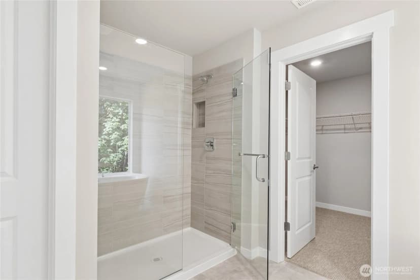 Property photo for 10538 135th Place Se #31, Kirkland photo 36
