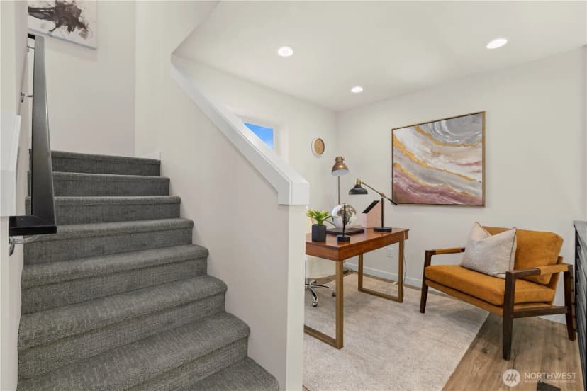Property photo for 9518 Interlake Avenue N, Seattle photo 24