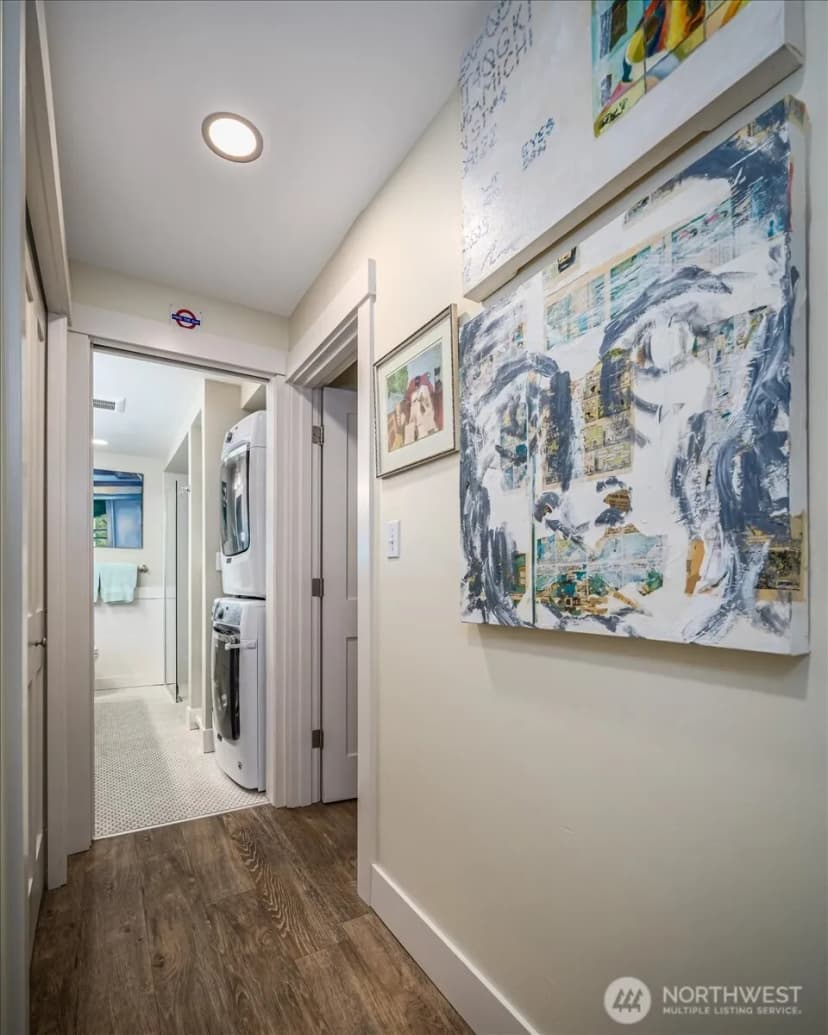 Property photo for 1616 41st Avenue E #101, Seattle photo 12
