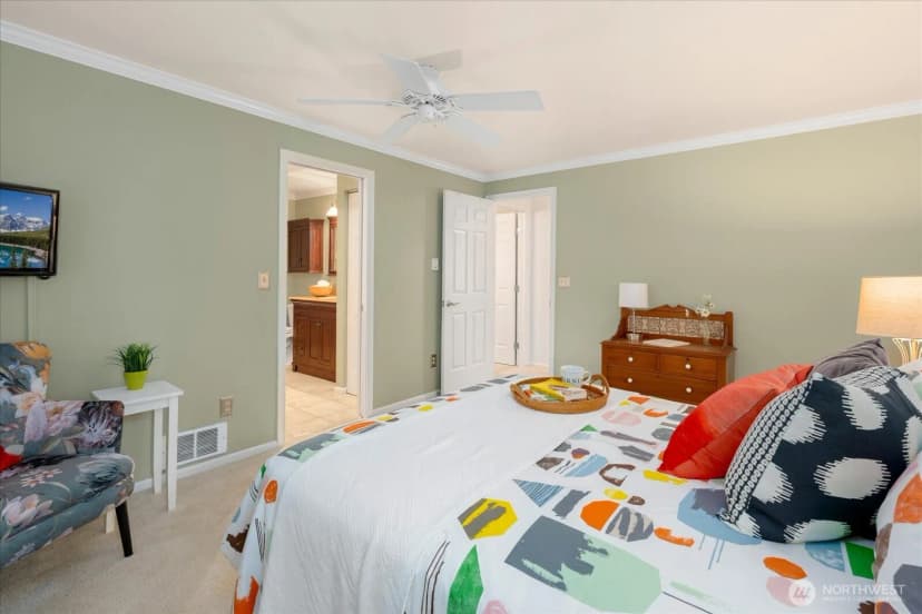 Property photo for 15907 Ne 40th Way #32a, Redmond photo 19
