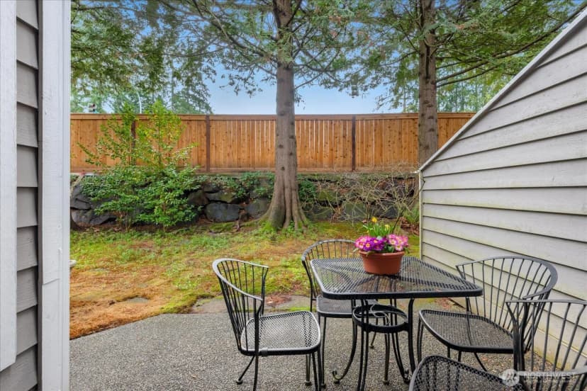 Property photo for 15907 Ne 40th Way #32a, Redmond photo 23