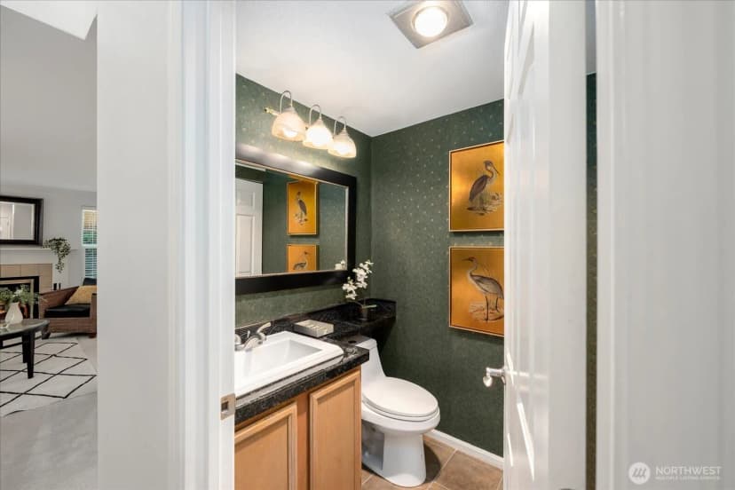 Property photo for 15907 Ne 40th Way #32a, Redmond photo 13